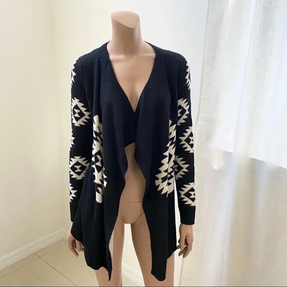 Lulumari Aztec tribal pattern open cardigan S/M